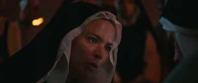 - I can intervene.
- Hands off her! Get away! - Benedetta