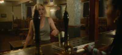- I can pay for the crisps.
- No, he can't. It's not his bar. - Toxic Town