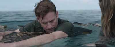 I can see him. The blood. Kyle... - The Requin