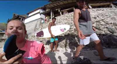 I can see that stress on her. - Bethany Hamilton: Unstoppable