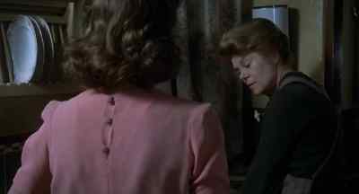         I can see what
         you see in him, Jean. - Yanks