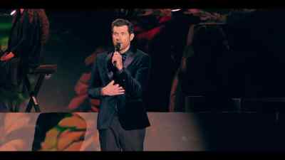 ♪ I can see what's happening ♪ - The Lion King at the Hollywood Bowl