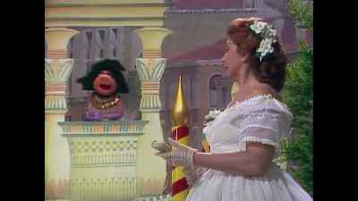 ♪ I can sing higher ♪ - The Muppet Show