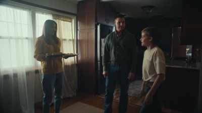 - I can take those, ma'am.
- Thank you. - A Rose for Her Grave: The Randy Roth Story