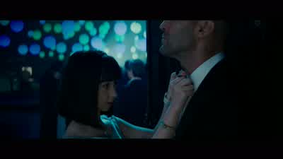 I cannot believe you got this far in life without knowing how to tie a tie. - Meg 2: The Trench