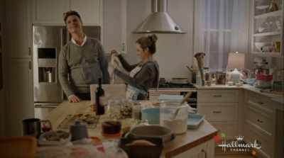 I can't be the only person- - Truly, Madly, Sweetly