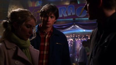 I can't believe you brought her here. - Smallville