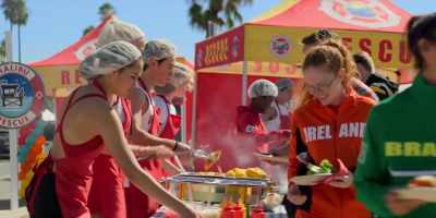 I can't believe we have to serve food - Malibu Rescue: The Next Wave
