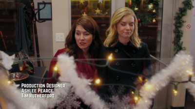 I can't
believe he's gone. - Christmas Cupcakes