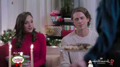 - I can't believe it.
- What? - One Royal Holiday