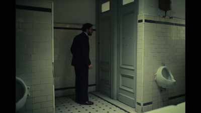 I can't believe this.
What are you doing here, Luis? - Argentina, 1985