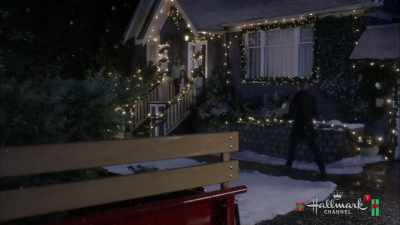 I can't believe
you got a Christmas tree. - Christmas in Evergreen