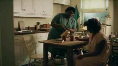 I can't believe you had me
going to that man. - Robin Roberts Presents: Mahalia
