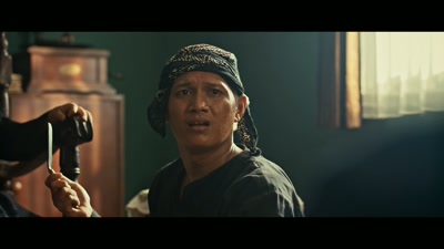 I can't circumcise him.
My knife is bent! - Bayi Ajaib
