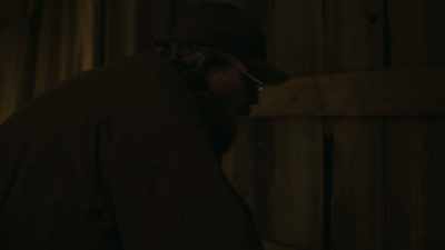 - I can't do this.
- John, you're already inside. - Peacemaker