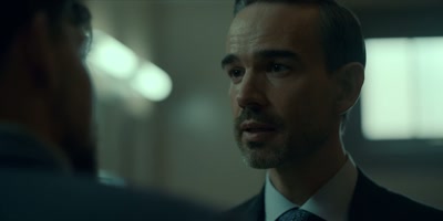 -I can't do this, man.
-Yeah, you can. - Accused