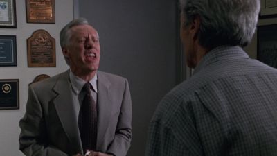 I can't fart loud enough to express my opinion - True Crime