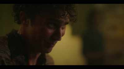 I can't feel my body.
It's freaking me out. - Interview with the Vampire