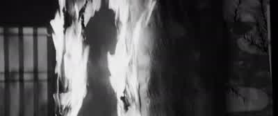- I can't get it open. - Wonder Man