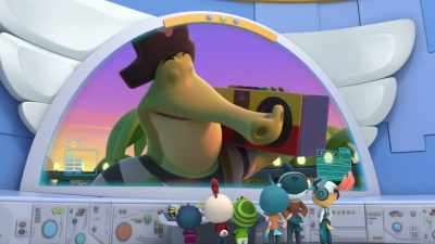 I can't hear you
over the music! - Top Wing