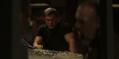 I can't help but see you're alone. - Reacher