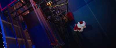 ♪ I can't hit the same notes ♪ - Meet Me Next Christmas