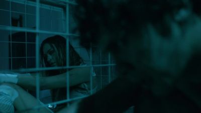 I can't--
I don't understand you. - The 100