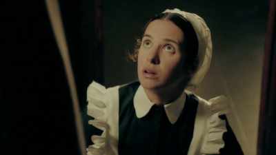 I can't.
I'll call downstairs. - Grand Hotel