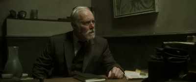 I can't imagine a true
Englishman sinking to the level - Ripper Untold