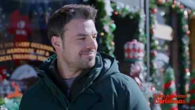 I can't imagine being
from a place like this, really. - Christmas Under the Northern Lights