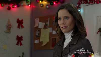 I can't imagine this place
without you. - Northern Lights of Christmas