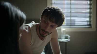 - I can't. I've signed a lease here.
- [Keeley] Nah, I'll pay for it. - Baby Reindeer