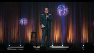 I can't keep it open with my foot,
so you got to nail it. - Tom Papa: Home Free