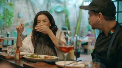 I can't--
[laughs] - Eva Longoria: Searching for Mexico