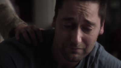 I can't let my daughter
grow up - New Amsterdam