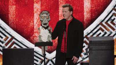 ♪ I can't live ♪ - Jeff Dunham:  I'm With Cupid