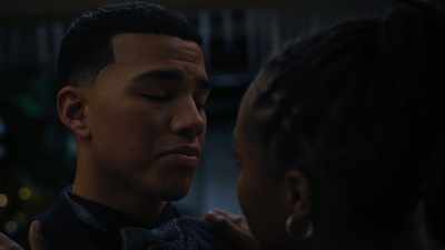 I can't live with me putting you in harm,
I just can't. - Naomi