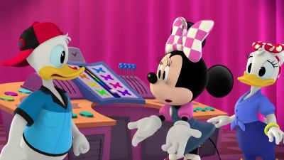 Can't this machine go faster? - Mickey and the Roadster Racers