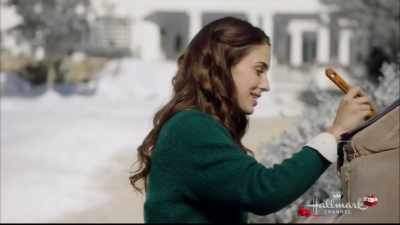 - I can't remember the last
time I took a carriage ride. - Christmas at Pemberley Manor