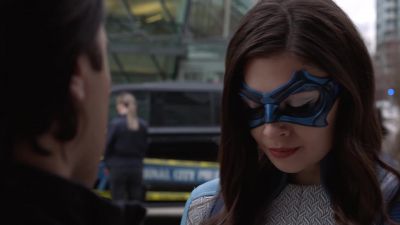 I can't. - Supergirl