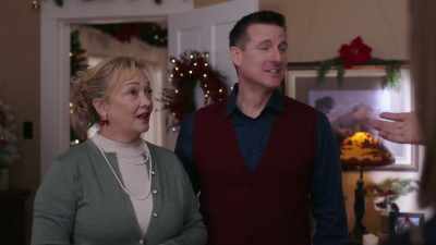 - I can't say I've ever had fruitcake.
- Yeah. Me neither. - Our Holiday Story