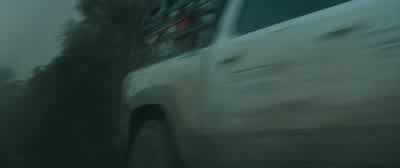 I can't see anything. - Twisters