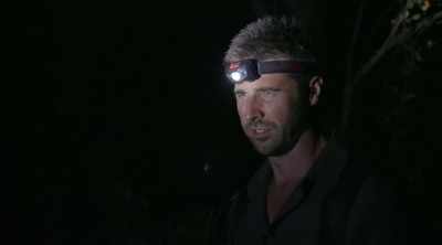 - I can't see anything
with the black light, - Kings of Pain