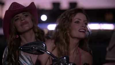 - I can't see - Barbie & Kendra Crash Joe Bob's Drive-In Jamboree!