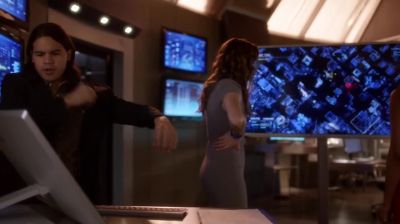I can't shake these things, Cisco. - The Flash
