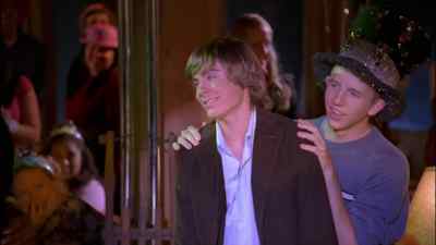- I can't sing. No, you go.
- And you! - High School Musical