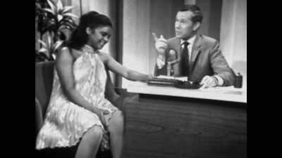 I can't sit here and say I
understand, because we can't. - The Sit-In: Harry Belafonte Hosts The Tonight Show