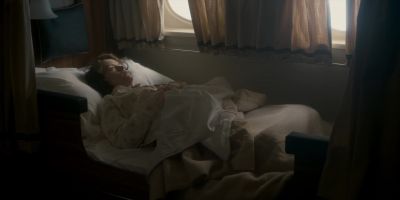 I can't sleep. - The Crown