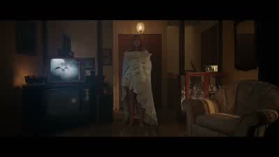 I can't sleep. - It Follows