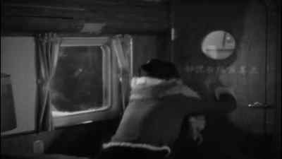 I can't stand it any longer! Take us down! - Lost Horizon